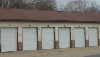 Private detached garage*
